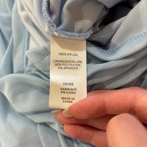 Light blue formal dress with mesh sleeves - Picture 3 of 5